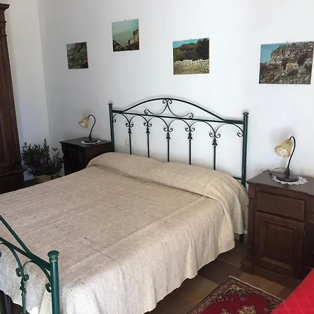La Lucia Sant Isidoro (Apulia)
