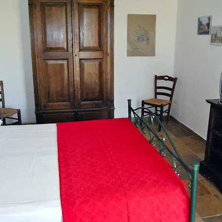 La Lucia Sant Isidoro (Apulia)